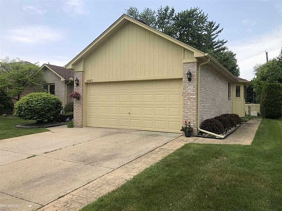 3rd image of 41027 Hidden Oaks Dr