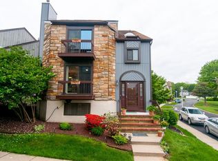 117 Diamond Ln, Old Bridge, NJ 08857