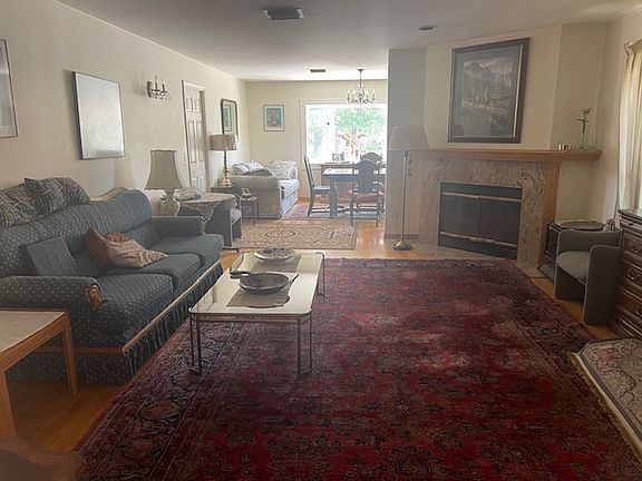 4th image of 7069 Orion Ave