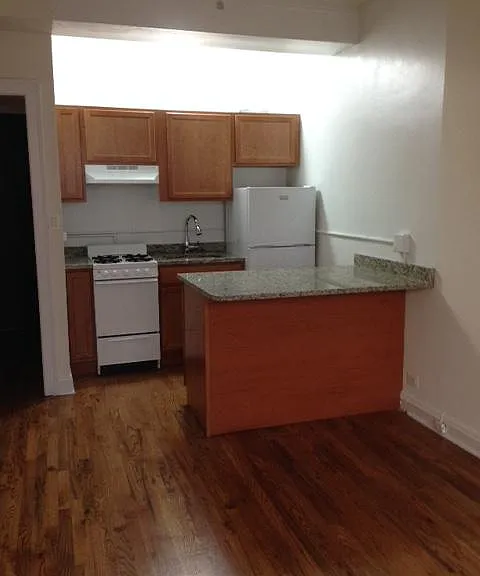 Studio Kitchen