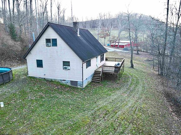 2nd image of 103 Basketweave Ln