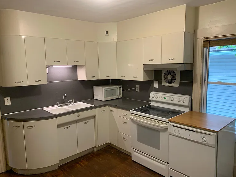 355 Brooks Ave #2 — Photo 7