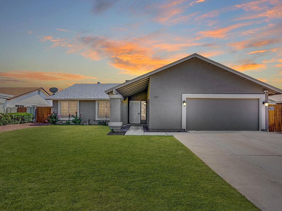1st image of 8025 W Dahlia Dr
