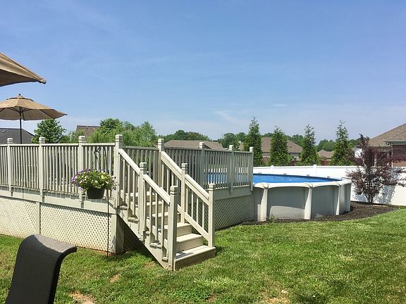 2nd image of 2941 Thornhill Dr