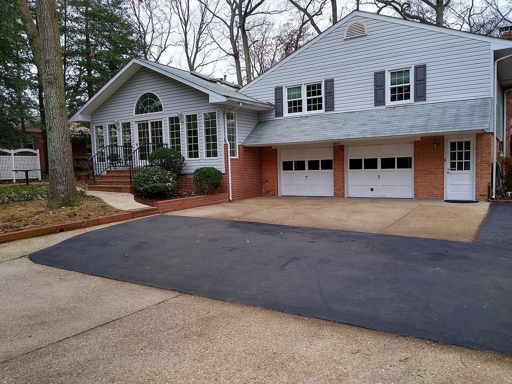 212 Oak Ave - Property Image