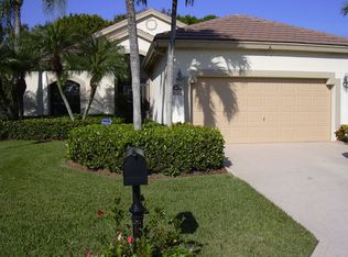 10207 Lexington Lakes Blvd N, Boynton Beach, FL 33436