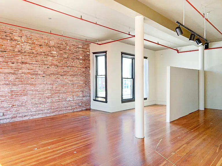 Steele Lofts — Photo 16