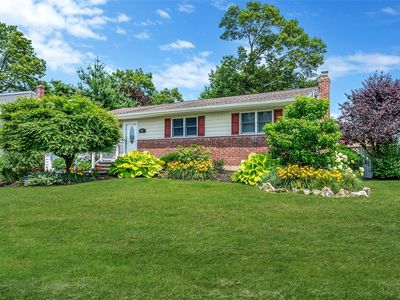 41 W 21st Street, Deer Park, NY, 11729