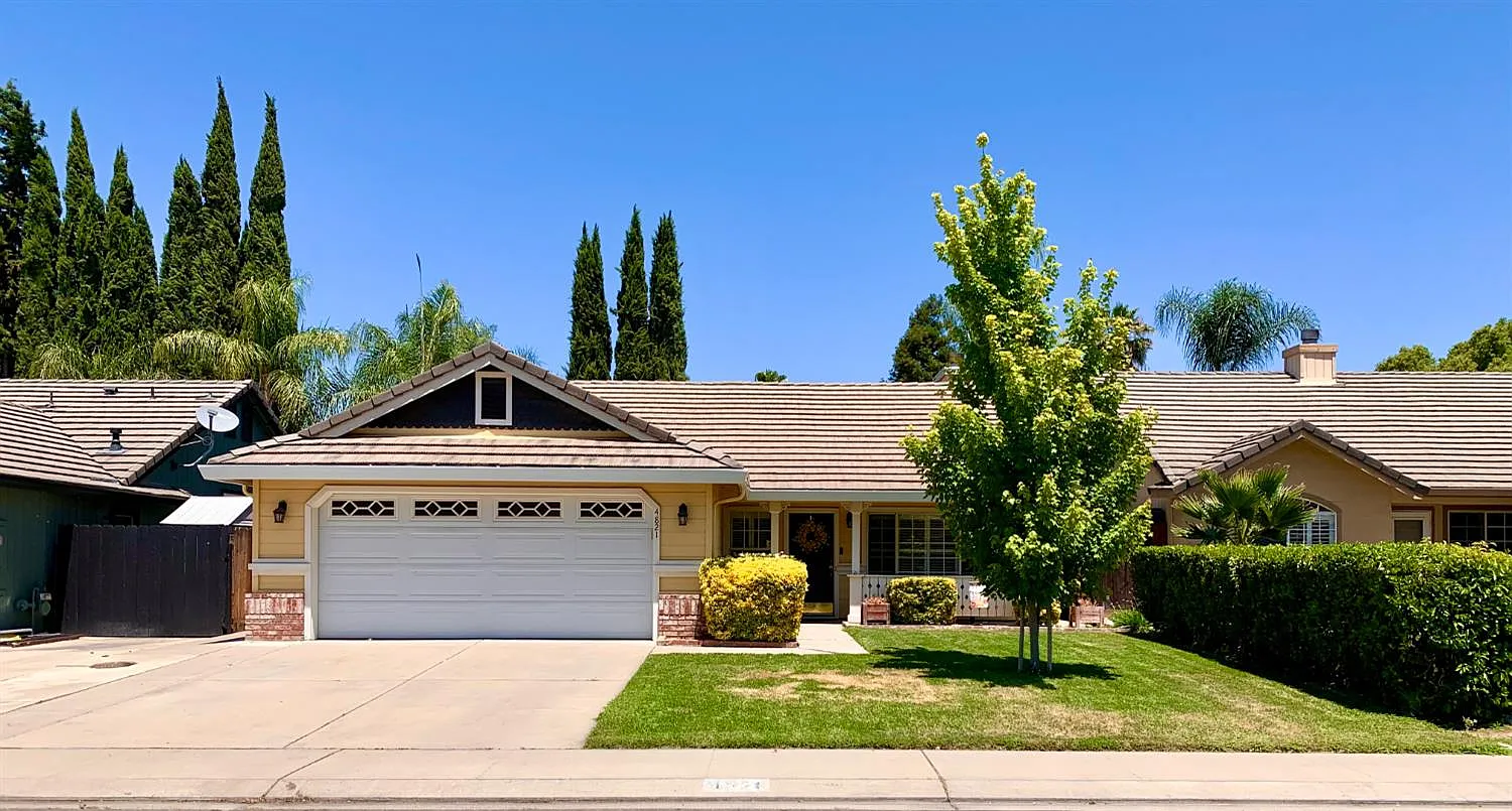 4821 Devereaux Way photo 1