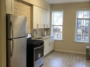 7030 66th St APT 2R, Glendale, NY 11385