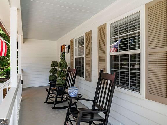 2nd image of 483 Whispering Oaks Dr