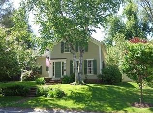 10 Springfield St, Wilbraham, MA 01095