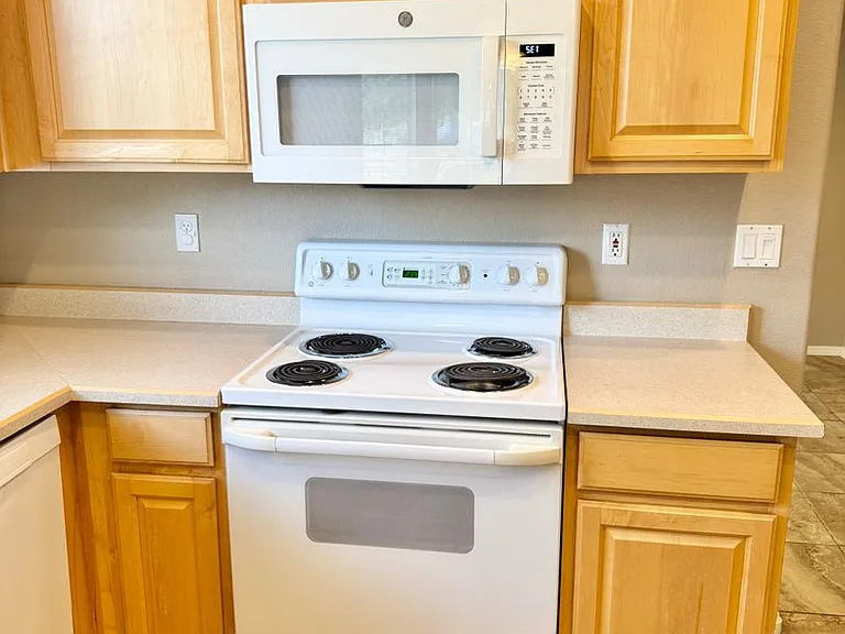40228 N Patriot Way — Photo 18