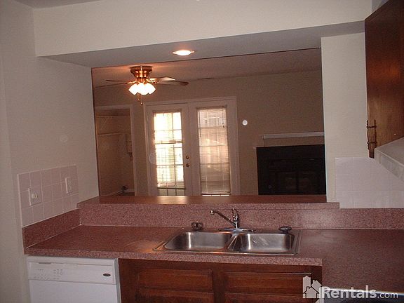 3rd image of 769 Westminster Ln