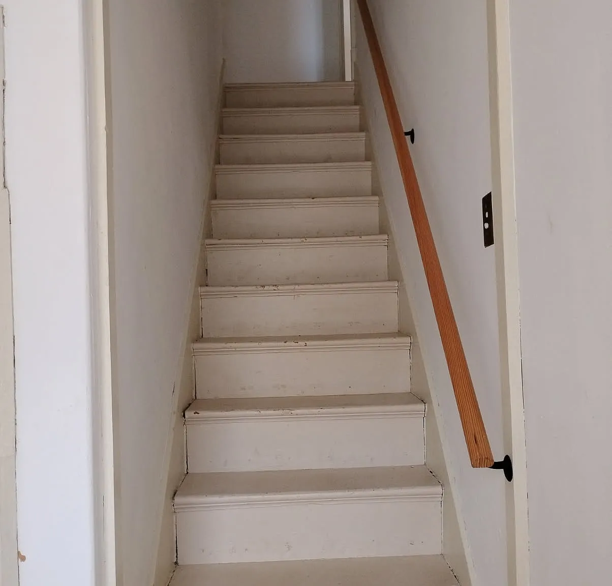 4 bed, 1600 sqft, $2,200 — Photo 3