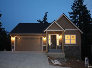 970 Skookum Dr, Silverton, OR 97381