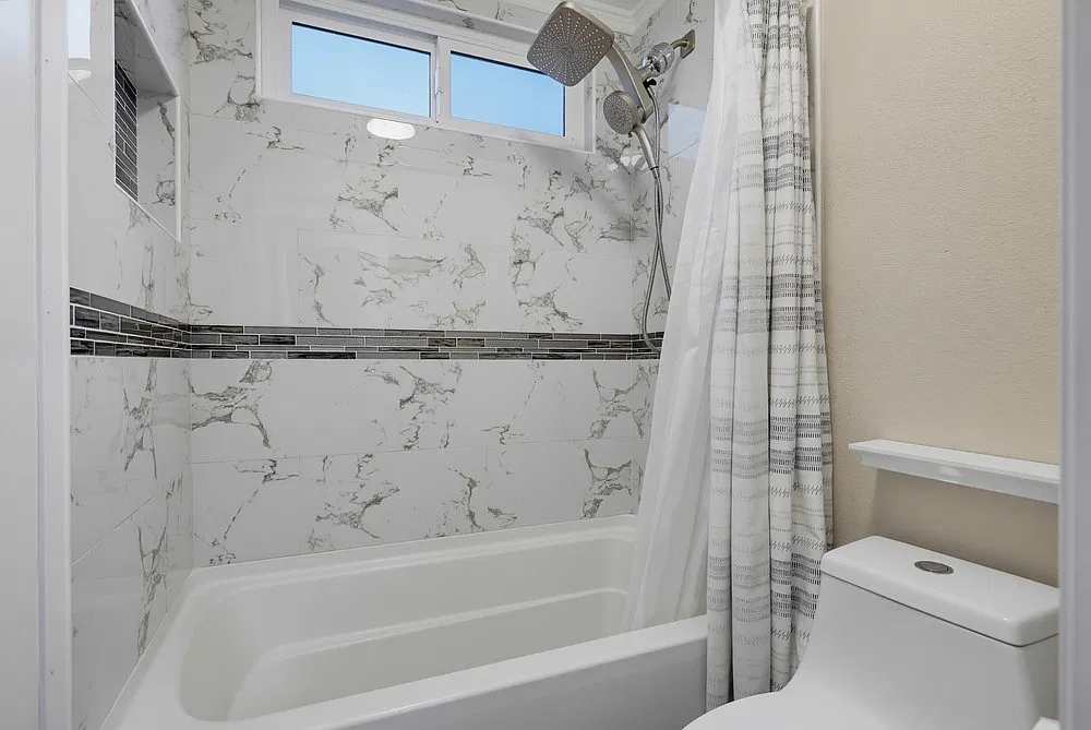 2 bed, 822 sqft, $4,000 — Photo 4