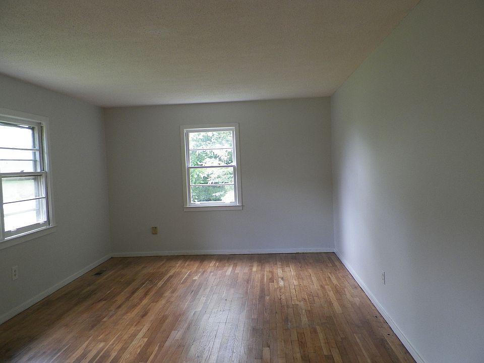 1st image of 388 Old Greenville Hwy