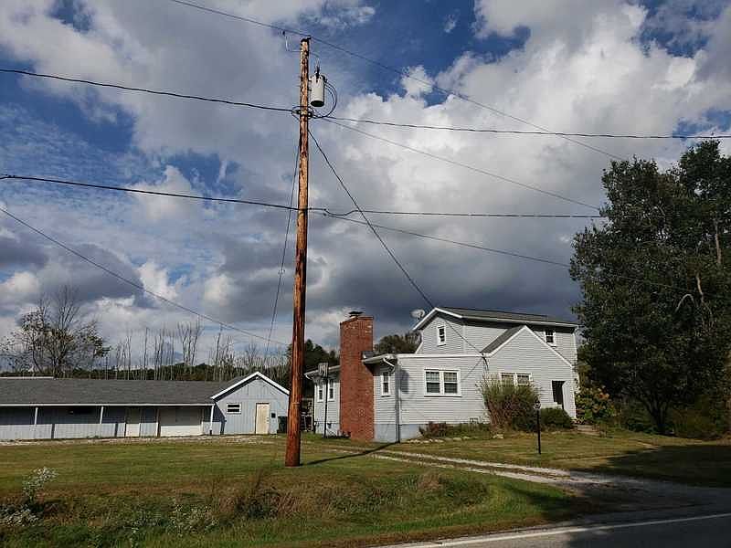 2nd image of 725 Sharon Copley Rd