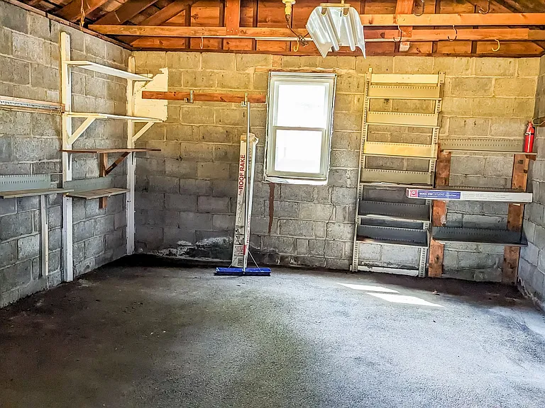 1 Dresden Ct — Photo 18
