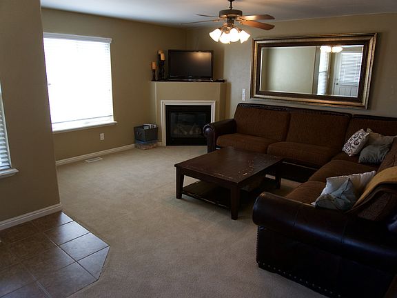 4th image of 4421 Chestnut Oak Dr