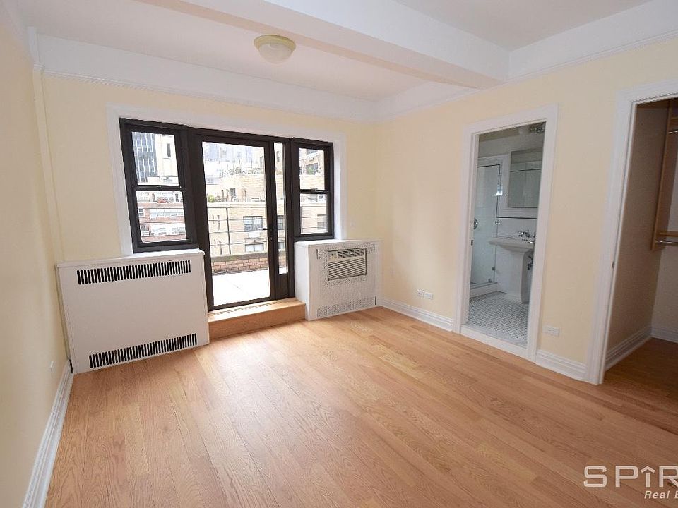 2nd image of 140 E 56th St Penthouse C