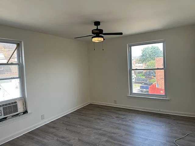 2 bed, 860 sqft, $1,300 — Photo 2