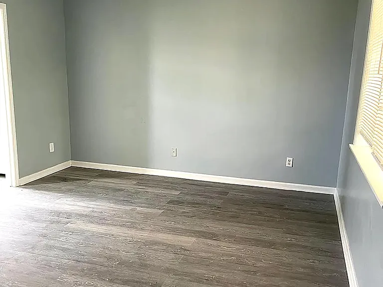 35 N Idlewild St #4 — Photo 4