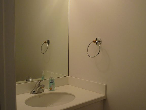 5th image of 33 W Ontario St APT 23I