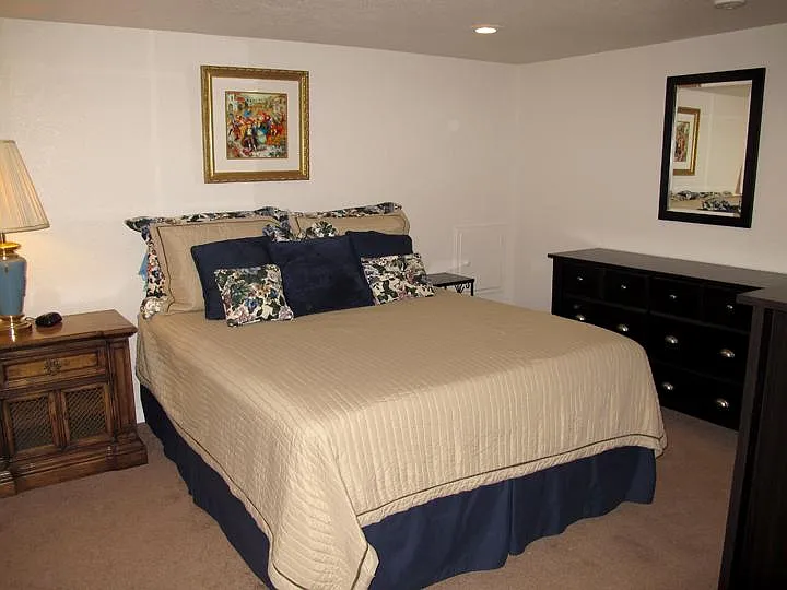 2207 Court St #B — Photo 5