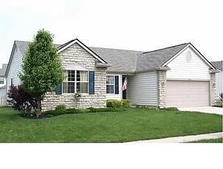 4826 Grove Pointe Dr photo 1