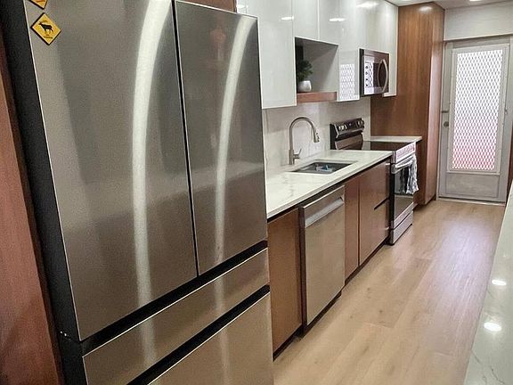 4th image of 4502 N Federal Hwy APT 231D