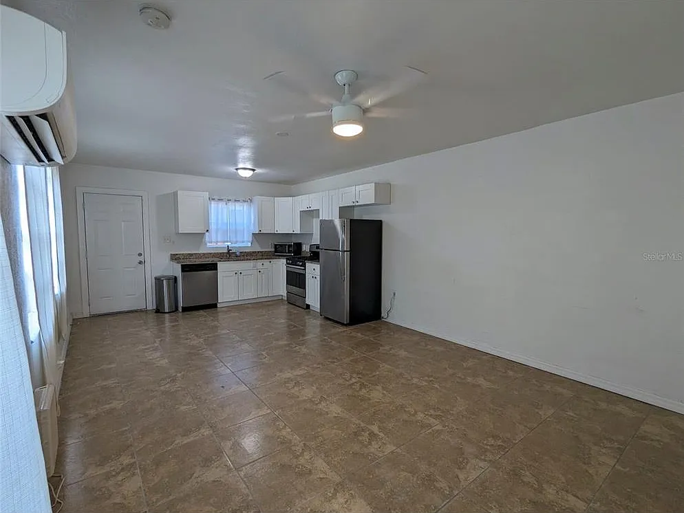 1 bed, 1.0 bath, 467 sqft, $1,500 — Photo 3