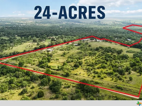 227 Henderson Ln, Lockhart, TX 78644