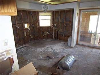 4th image of 2512 Nicolaus Ave