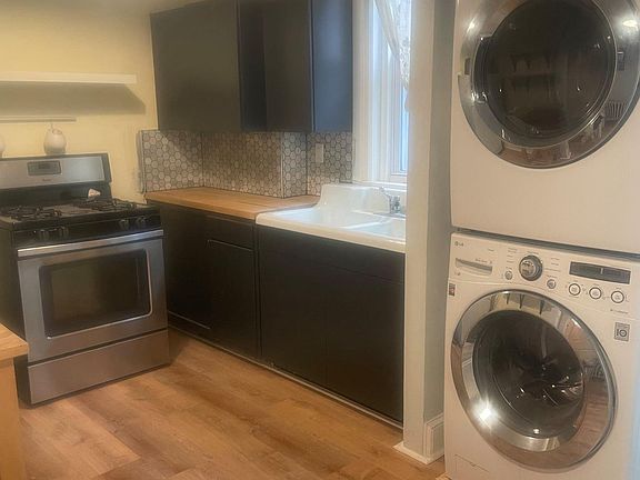 3rd image of 4729 Silverwood St #2