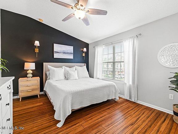 5th image of 5960 PAVILION Drive