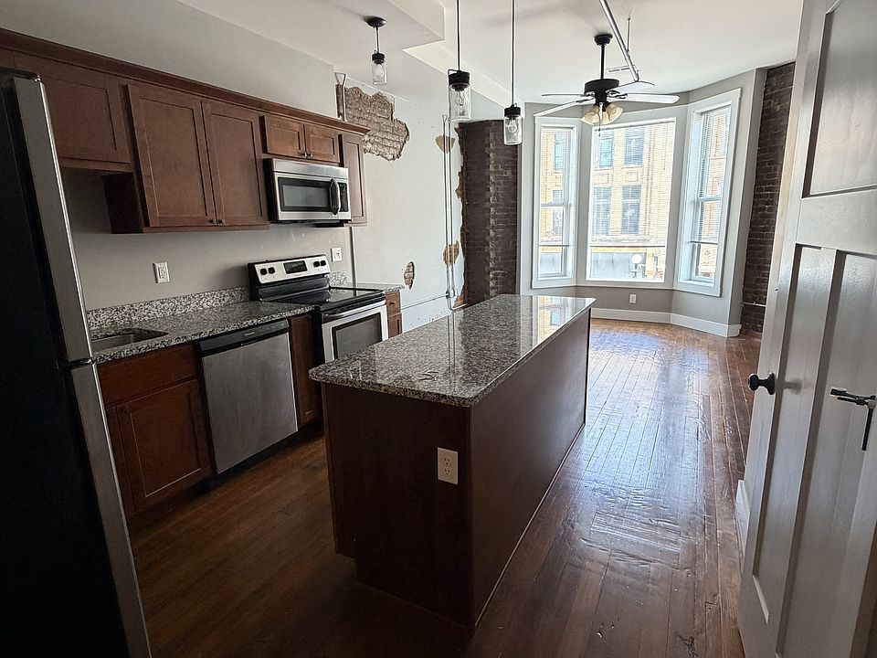 1st image of 314 N Main St #203