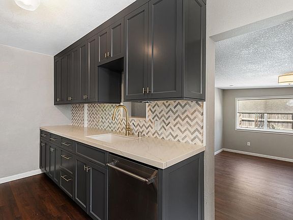 4th image of 5205 63rd St