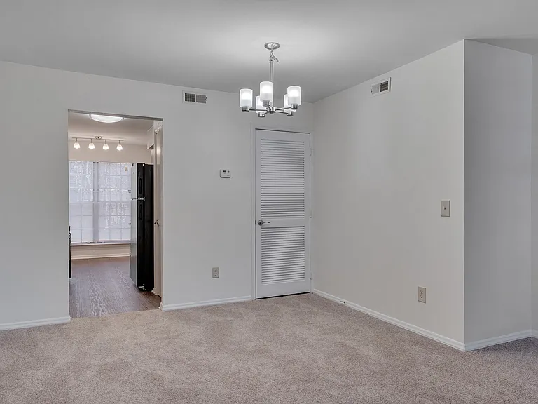 Trailwood Crossing Apartments — Photo 21