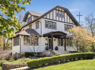 562 Plymouth Ave SE, Grand Rapids, MI 49506