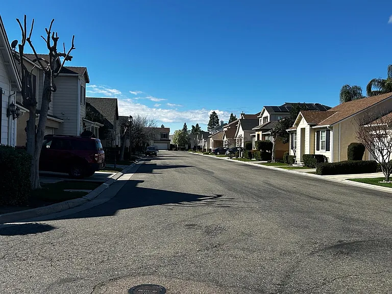 43 W Bohemia Ln — Photo 20
