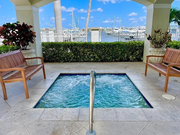 804 E Windward Way #Penthouse 15 — Photo 32