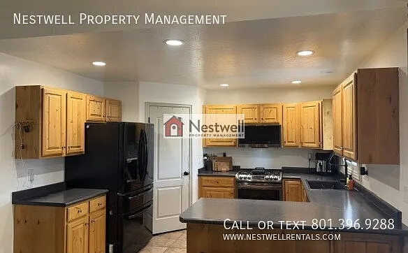 Upgraded 3-bed main-level house in South Jordan! — Photo 4