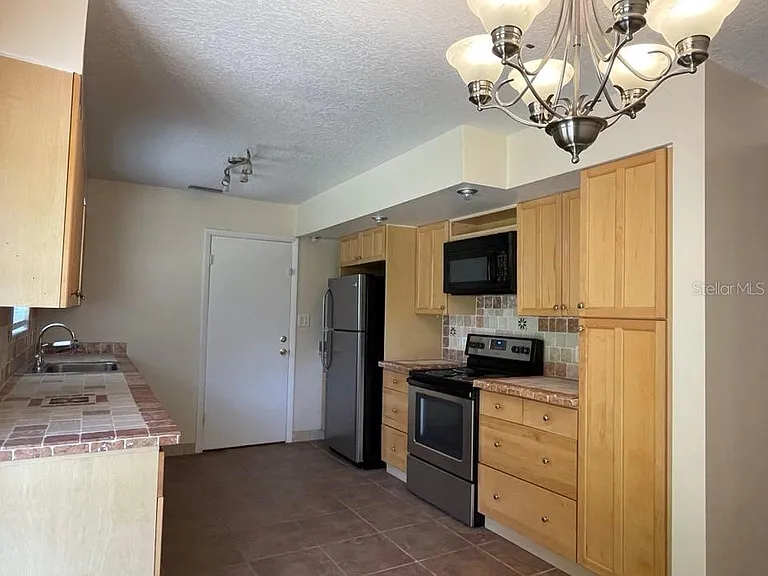 512 Galloway Ave — Photo 4