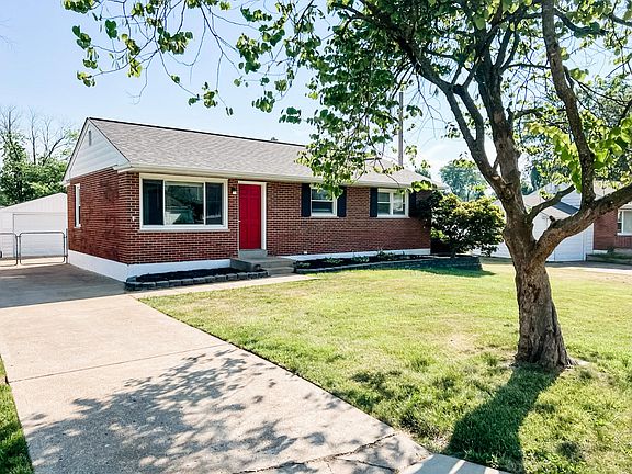 3rd image of 10809 Palmyra Ct