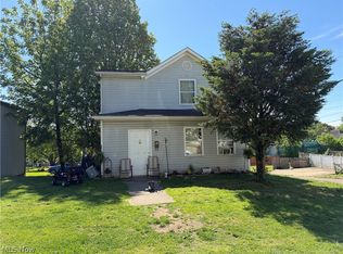 1202 Swann St, Parkersburg, WV 26101