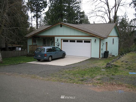 2nd image of 700 Wood Lane