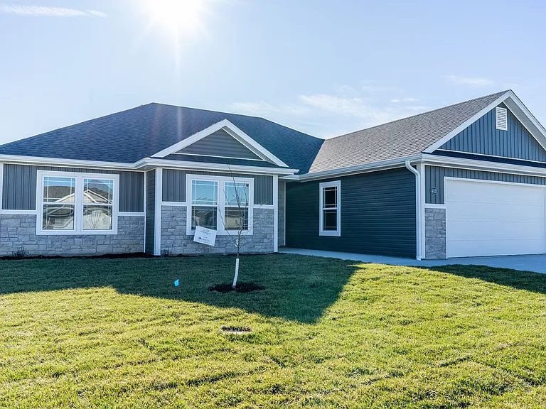 4820 Valley Forge Cir — Photo 30