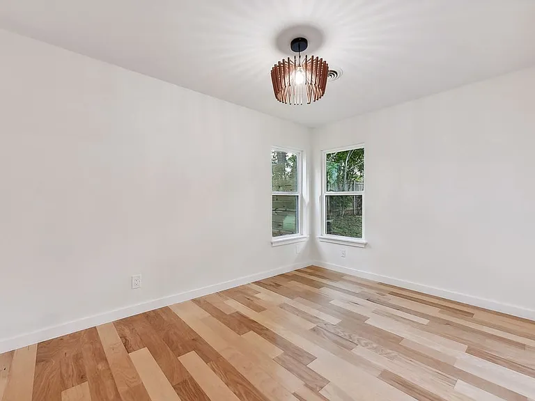 11900 Dove Haven Dr — Photo 11
